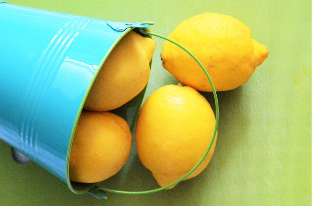 5 Great Tips to Clean With a Lemon