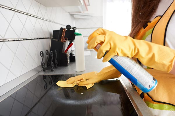 What is good tip for house cleaning?