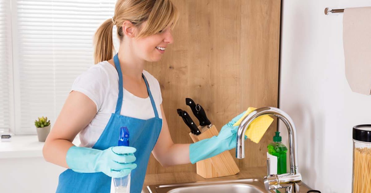 What's the difference between a Maid and a Housekeeper?