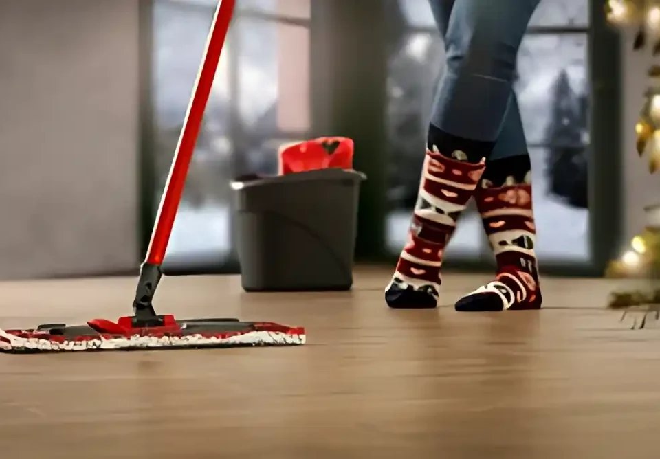 How to Clean Your House Before Christmas