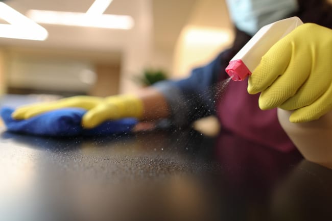 Preparing for a Deep Cleaning Service in Toronto: Dos and Don'ts