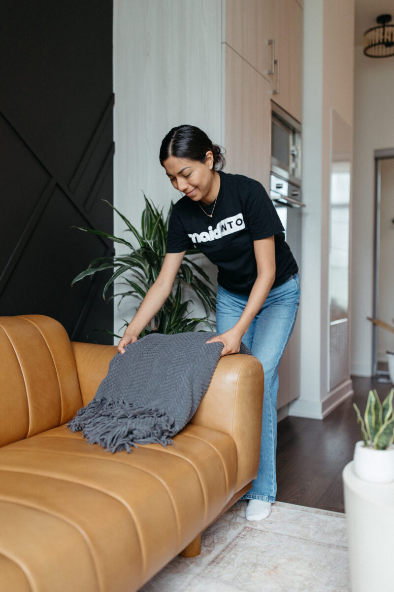 Experienced Maid in T.O specialist completing deep cleaning in Etobicoke, ON with precision, care, and trusted local expertise. Deep Cleaning near me.